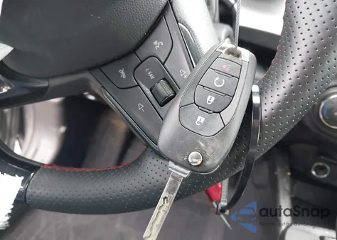 2025 Chevrolet Trax Fwd 1Rs из США, поврежденный, VIN KL77LGEP0SC204011